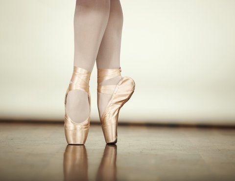 Lola Dance Ballet School